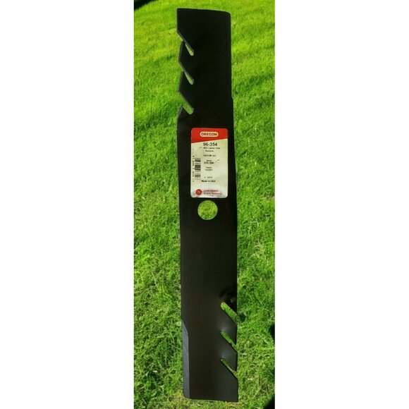 17" Oregon 96-354 Lawn Mower Blade Mulching Gator G3 Center Hole Sterns Rotary - Picture 1 of 11